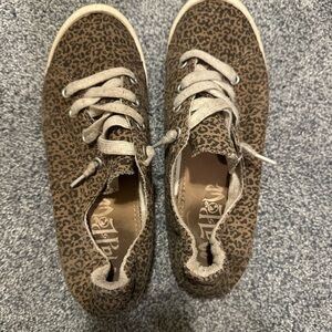 Mad Love Brown Leopard Sneakers Size 7